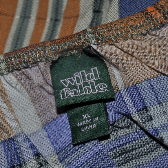 New WILD FABLE Plaid Puff Sleeve Ruched Front Top - Picture 7 of 8